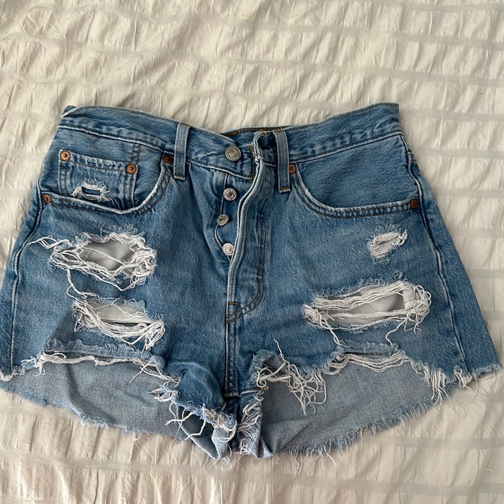 Levi’s shorts